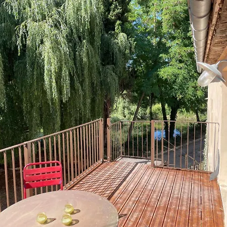 Suzanne Du Moulin De La Batteuse Appartement